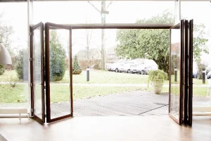 Roto - niedrige Komfortbodenschwelle für Faltelemente